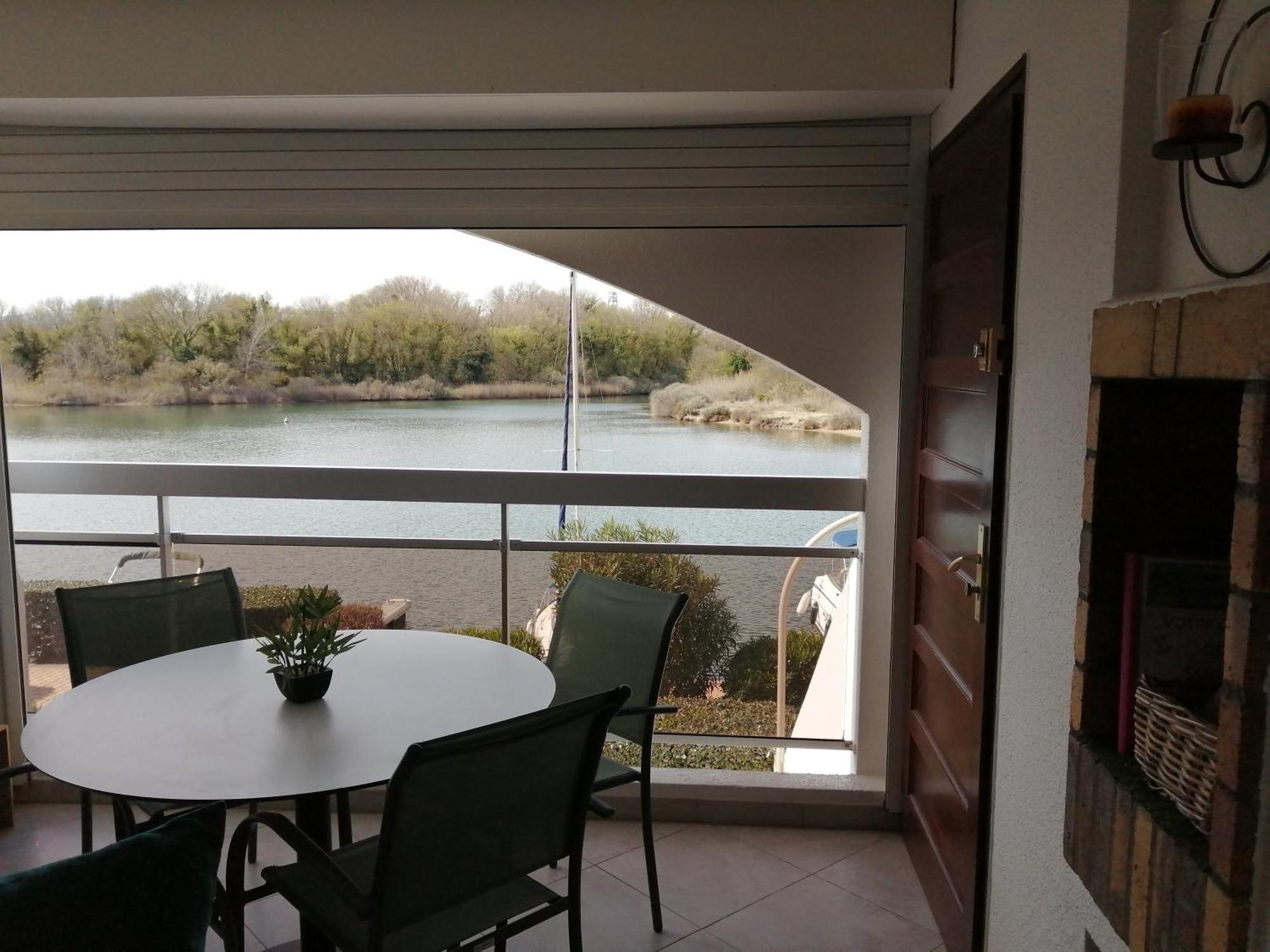 Vue Lagune Et Bateaux A 100M De La Plage Saint-Cyprien  Eksteriør billede